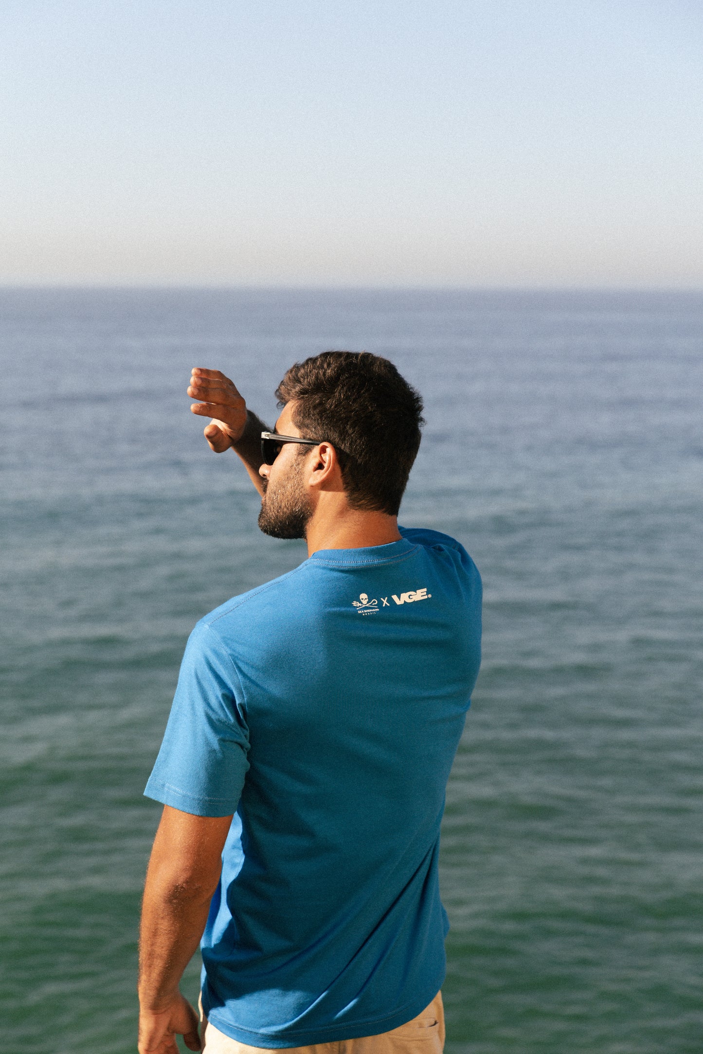 T-SHIRT WE ARE ONE #azul