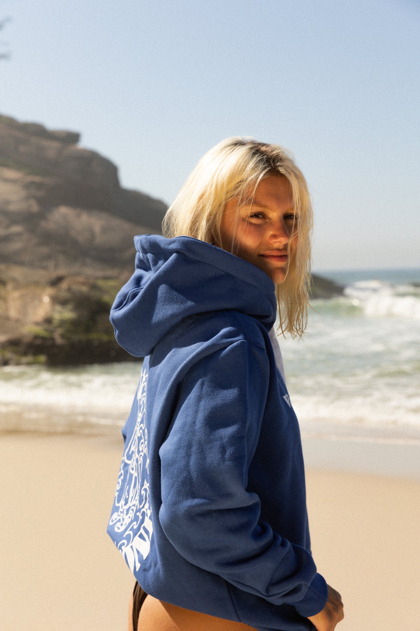 HOODIE WE ARE ONE #azul