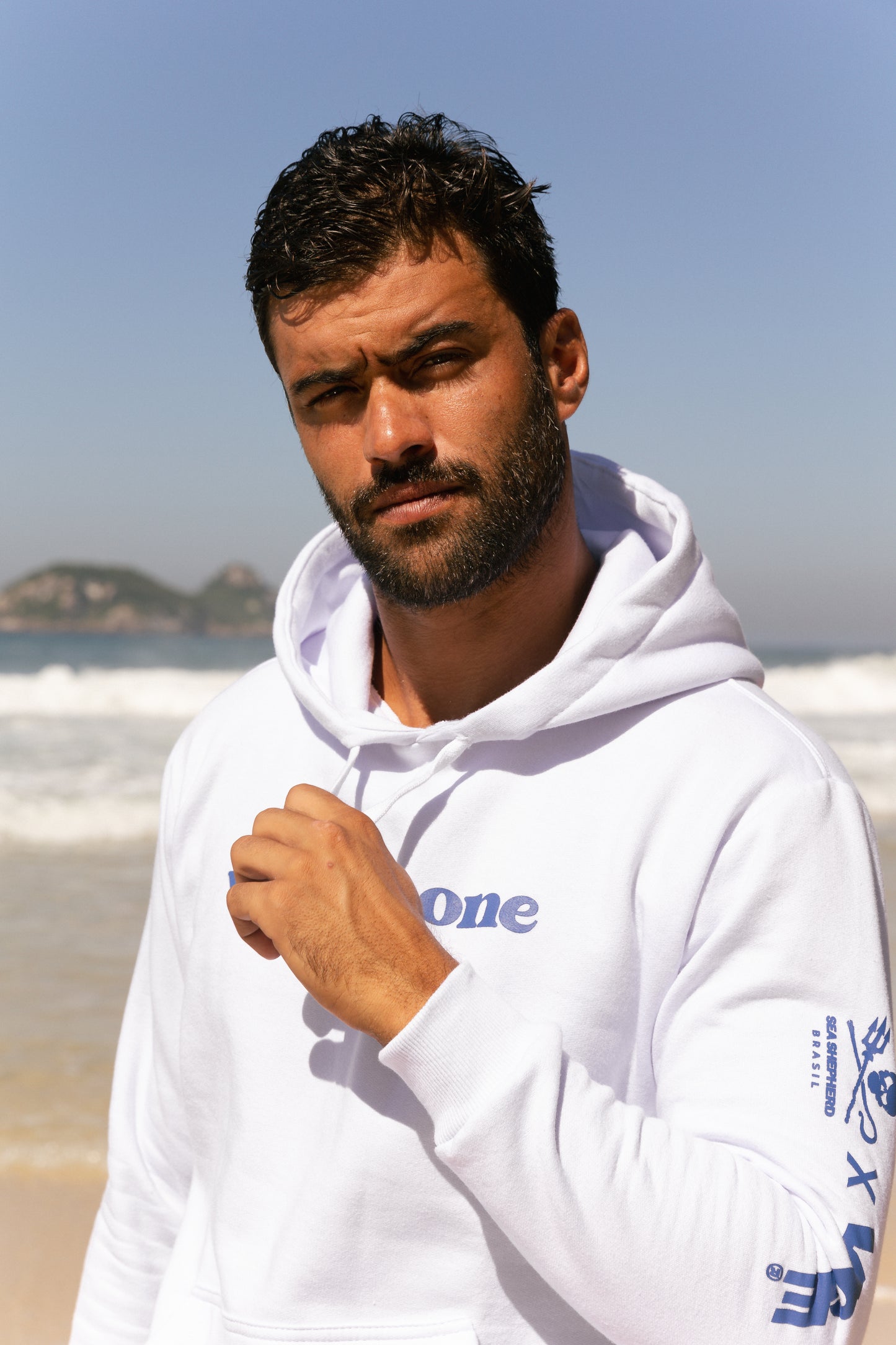 HOODIE WE ARE ONE #branco